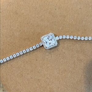 Pretty Bird White Gold Plated Tennis Bracelet with Clear Gemstone 7 inches